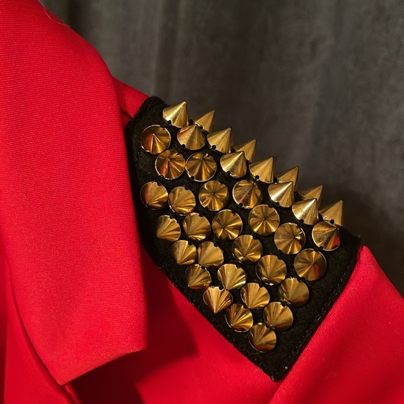 Red Spiked Shoulder Blazer Jacket - Picture 3 of 5